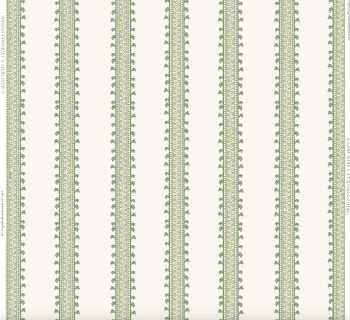 Forged Vine in Green Wallpaper SWATCH