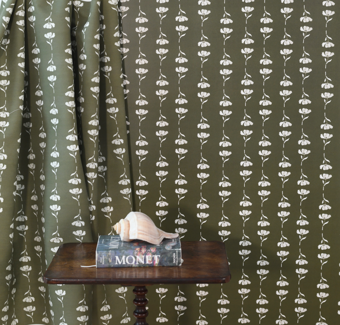 Katherine in Terrace Wallpaper