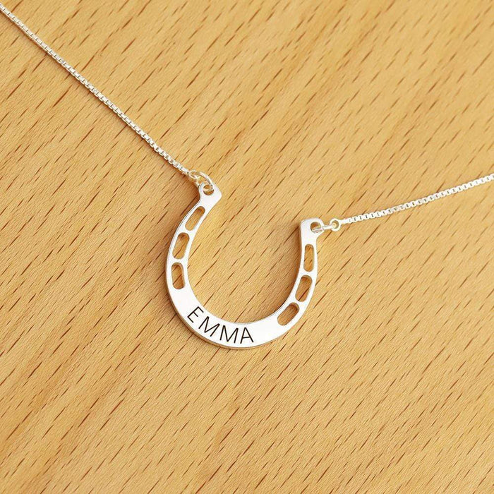 Christmas Gift lucky Horse Shoe Pendant with Cable Chain Silvery Necklace MelodyNecklace