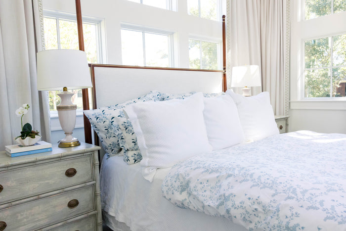 Ruth in Blue Fitted Sheet