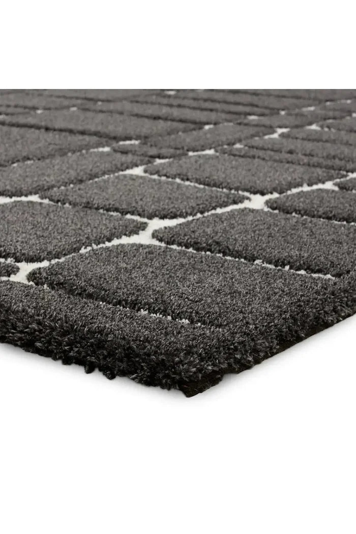 Tazeka Rug - Black