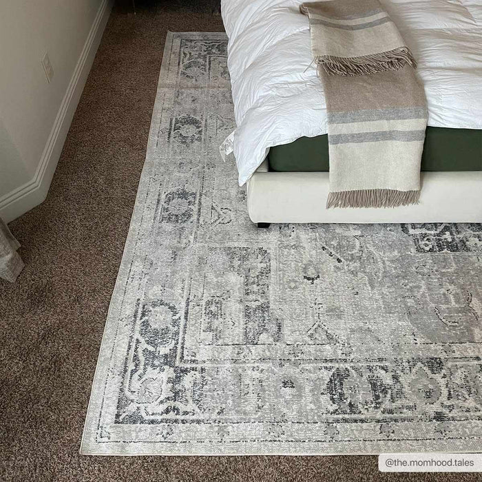 Traditional Medallion Design Silver and Charcoal Machine Washable Rug - The Rug Decor